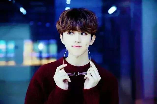 吃瓜娱乐间蔡徐坤视频,揭秘明星幕后趣事